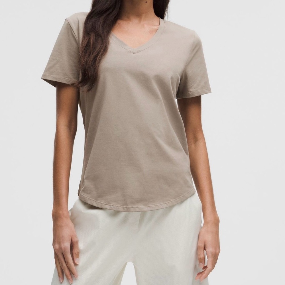 Lululemon Athletica tan 4